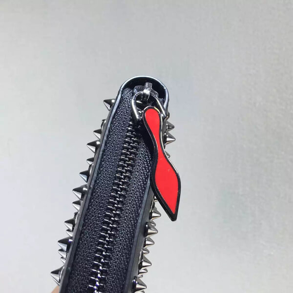 クリスチャン ルブタンコピー 　2015年春夏新作カーフスキン　ラウンドファスナー長財布PANETTONE WALLET CALF P/SPIKES/RING 1155016 B071